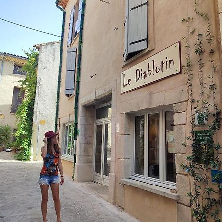 Hostel Le Diablotin Saint-Jean-de-Fos Exterior foto